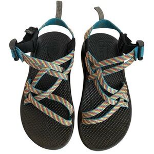 Chaco Kids Classic Fiesta Rainbow Stripe Toe Loop Strappy Sandals 2